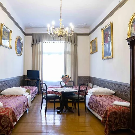 Vavelsky Apartments - Old Town Krakow Exterior photo